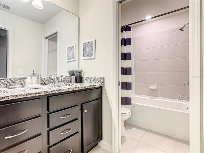 Image No.20-10 Bed Property for sale