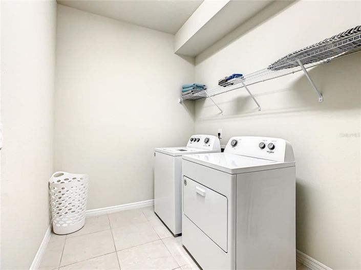 Image No.21-10 Bed Property for sale