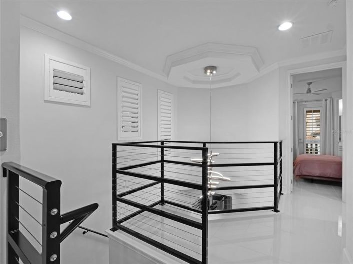 Image No.40-6 Bed Property for sale