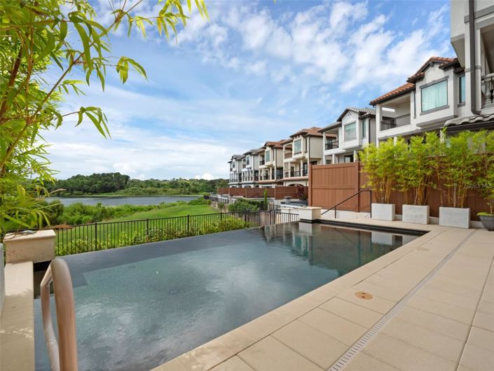 Image No.46-6 Bed Property for sale