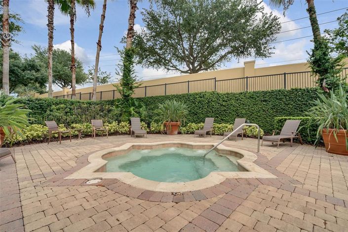 Image No.58-6 Bed Property for sale