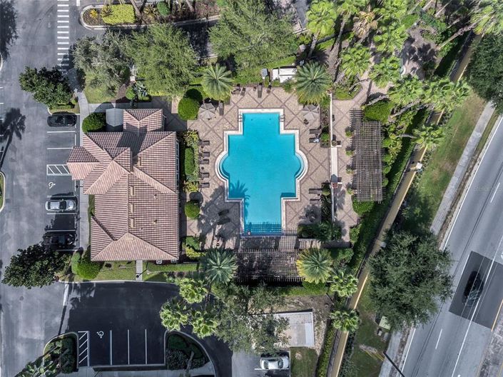 Image No.61-6 Bed Property for sale