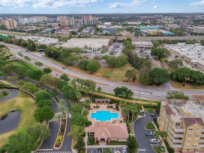 Image No.66-6 Bed Property for sale