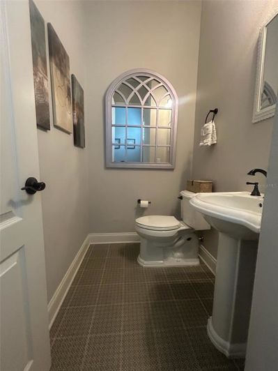 Image No.10-3 Bed Property for sale