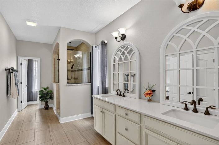 Image No.20-3 Bed Property for sale