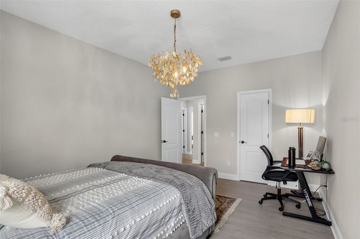 Image No.28-3 Bed Property for sale