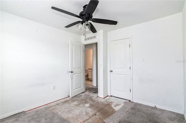 Image No.22-3 Bed Townhouse for sale