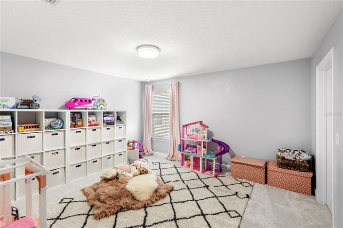 Image No.41-6 Bed Property for sale