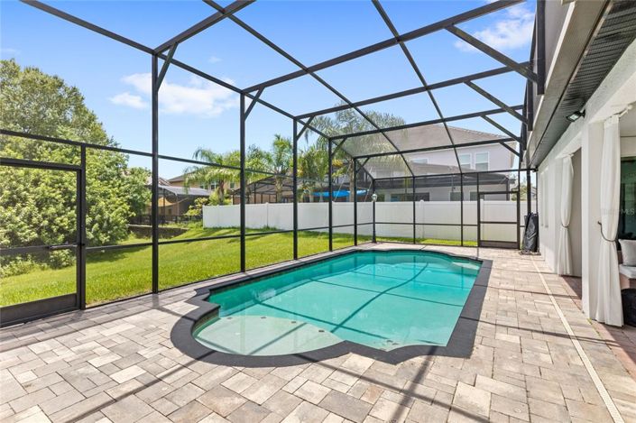 Image No.46-6 Bed Property for sale