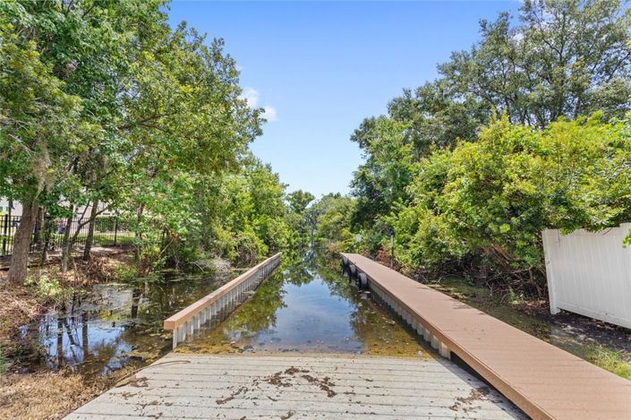 Image No.61-6 Bed Property for sale