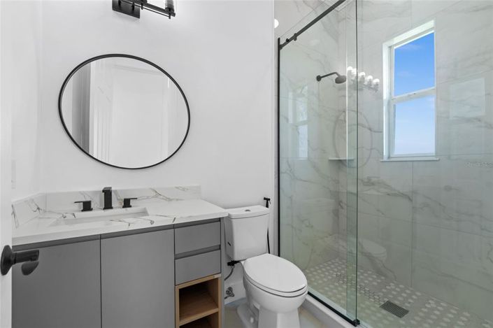 Image No.37-6 Bed Property for sale