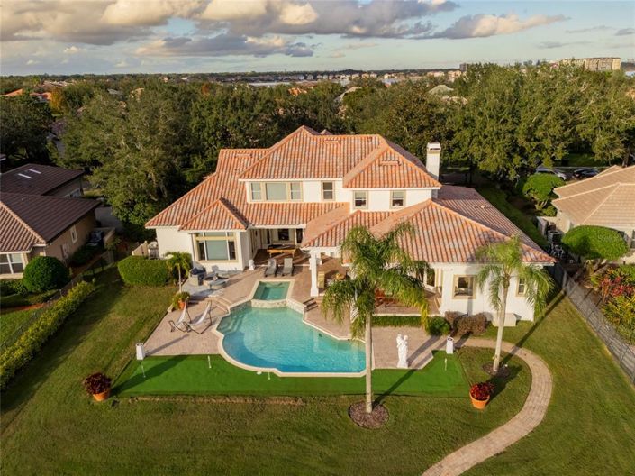 Image No.4-6 Bed Property for sale