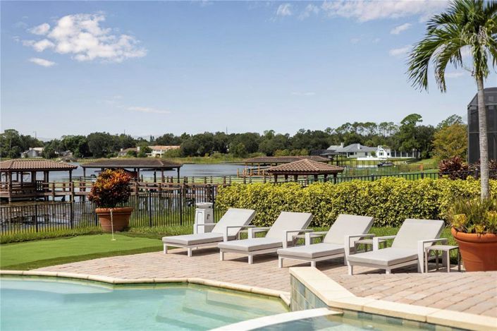 Image No.59-6 Bed Property for sale