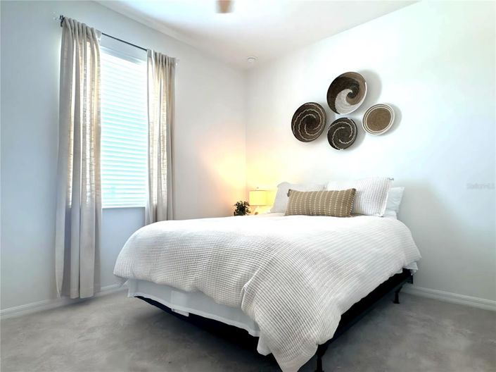 Image No.15-3 Bed Property for sale