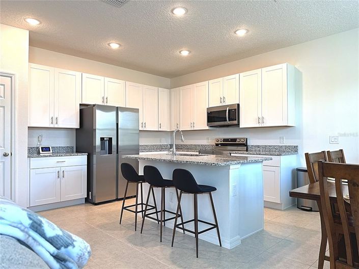 Image No.5-3 Bed Property for sale