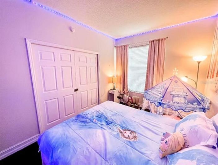 Image No.11-Propriété de 4 chambres à vendre à Kissimmee