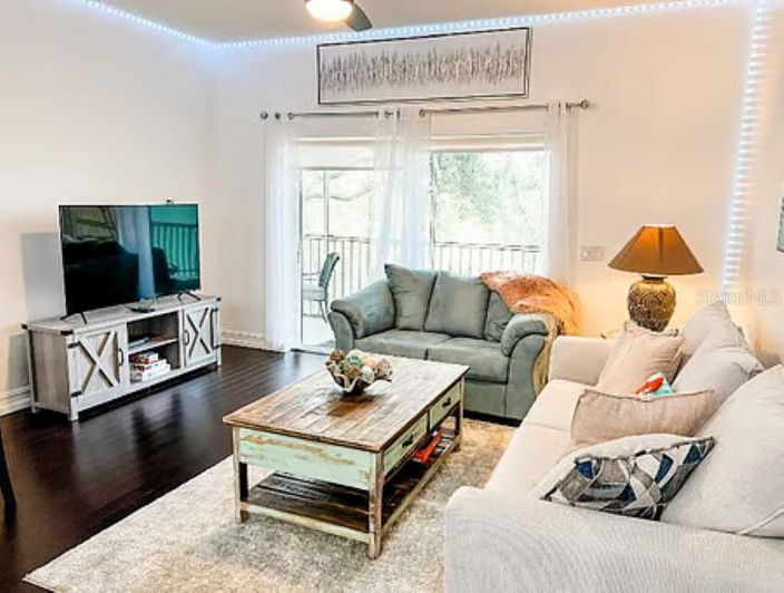 Image No.9-Propriété de 4 chambres à vendre à Kissimmee