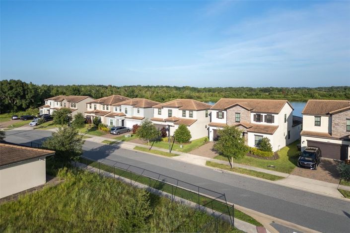 Image No.41-Propriété de 4 chambres à vendre à Haines City