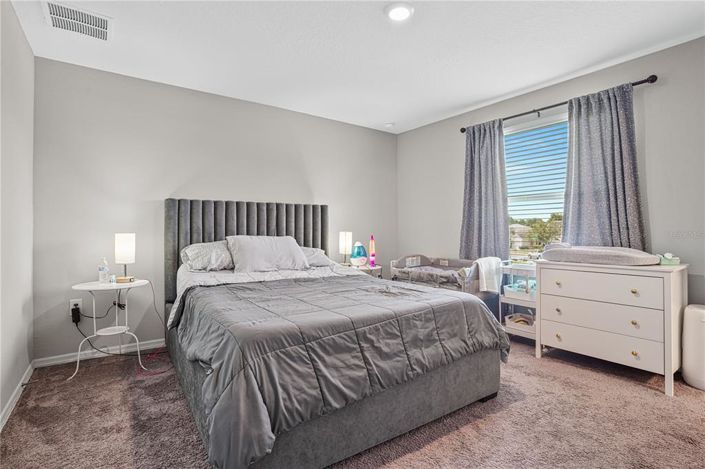 Image No.17-3 Bed Townhouse for sale