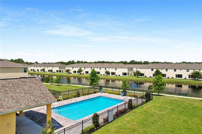 Image No.34-3 Bed Townhouse for sale