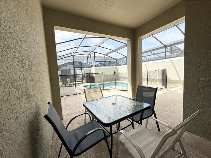 Image No.28-4 Bed Townhouse for sale