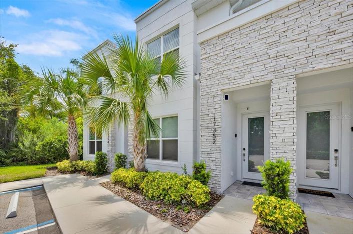 Image No.1-3 Bed Townhouse for sale