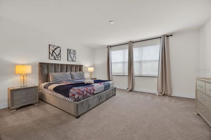 Image No.21-3 Bed Townhouse for sale