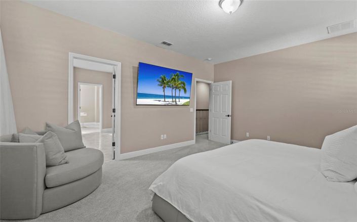 Image No.26-7 Bed Property for sale