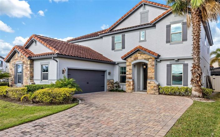 Image No.3-7 Bed Property for sale