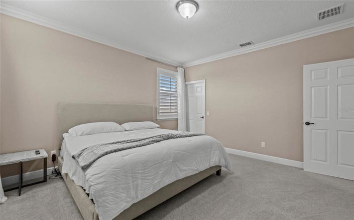 Image No.37-7 Bed Property for sale