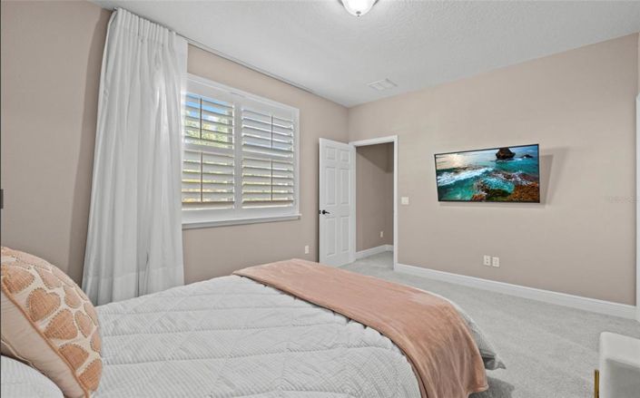 Image No.41-7 Bed Property for sale