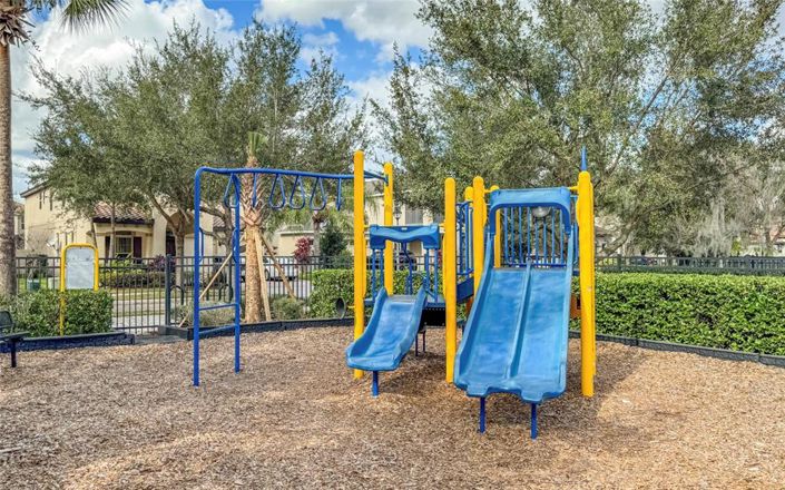 Image No.52-7 Bed Property for sale