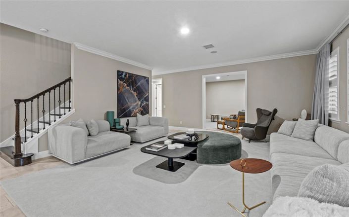 Image No.8-7 Bed Property for sale