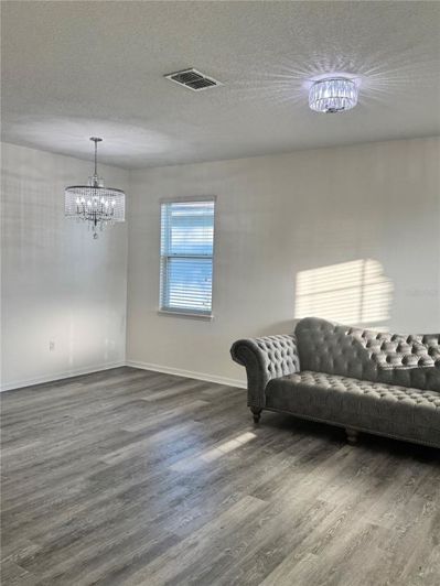 Image No.3-4 Bed Property for sale