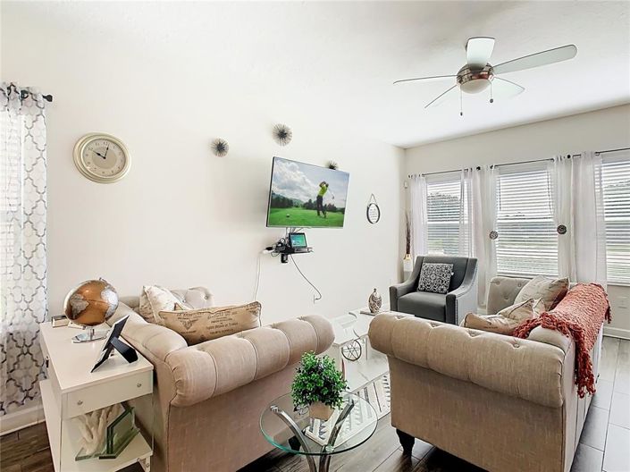 Image No.11-3 Bed Property for sale