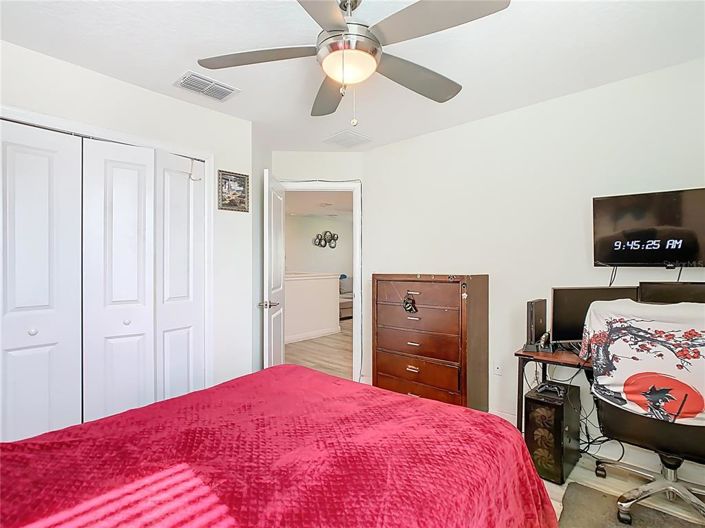 Image No.26-3 Bed Property for sale