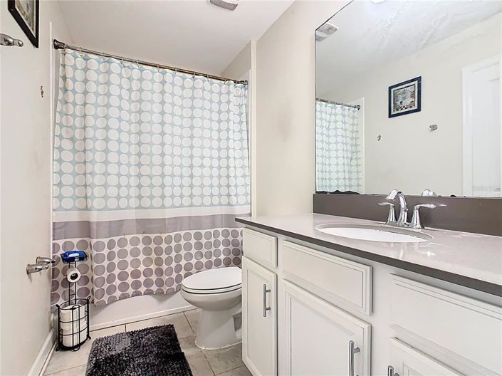 Image No.27-3 Bed Property for sale