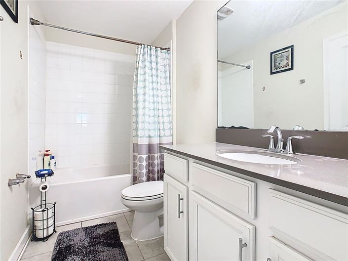 Image No.28-3 Bed Property for sale