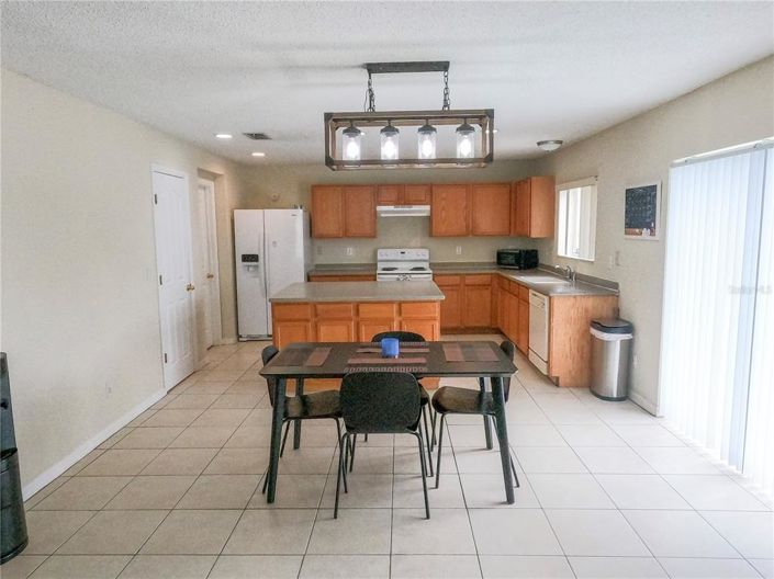 Image No.11-Propriété de 4 chambres à vendre à Clermont