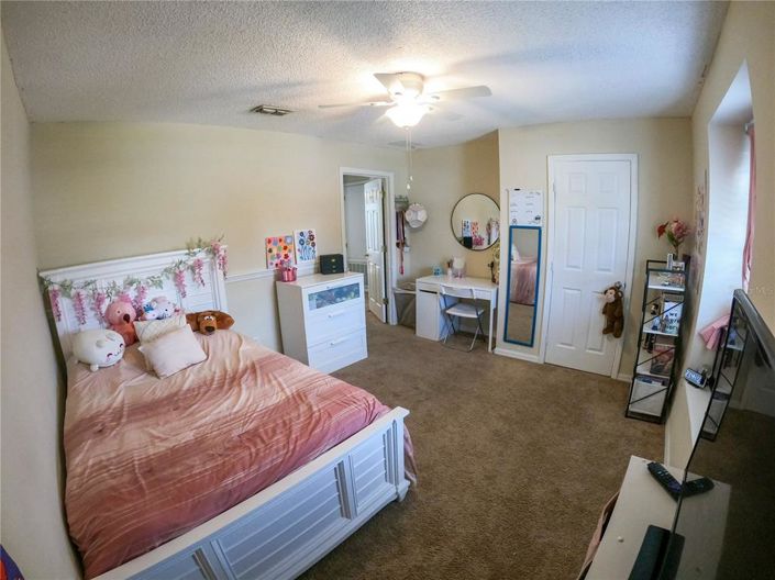 Image No.19-Propriété de 4 chambres à vendre à Clermont