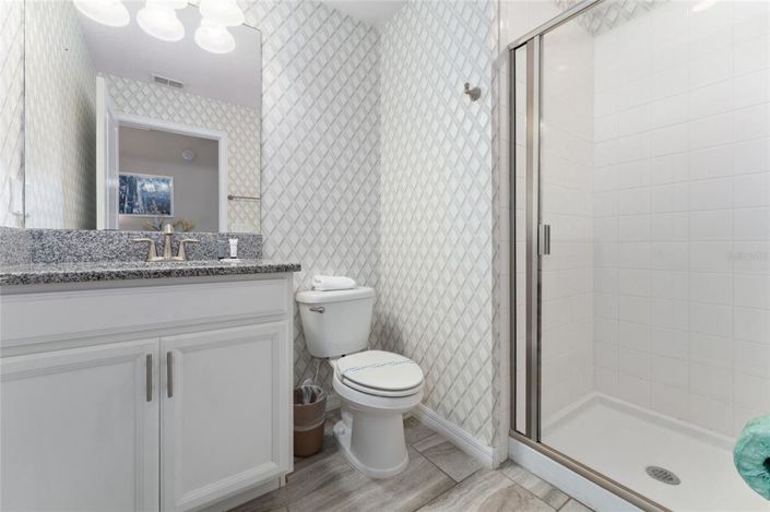 Image No.22-5 Bed Townhouse for sale