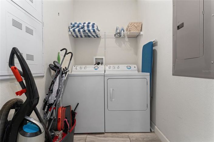 Image No.24-5 Bed Townhouse for sale