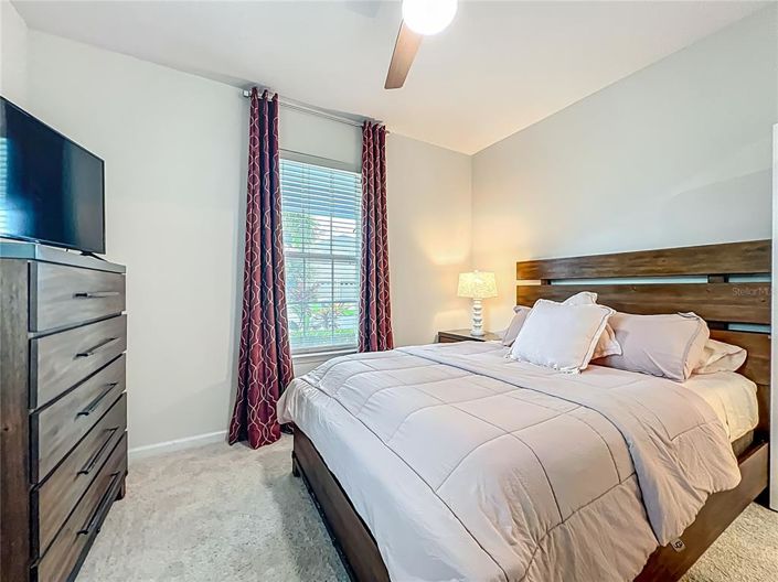 Image No.26-5 Bed Property for sale