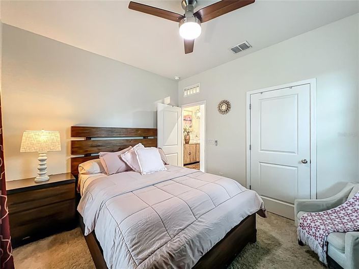 Image No.27-5 Bed Property for sale