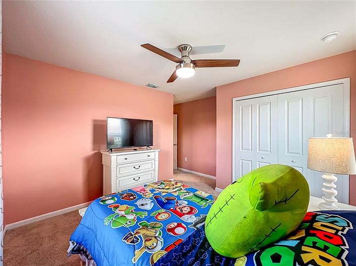 Image No.40-5 Bed Property for sale