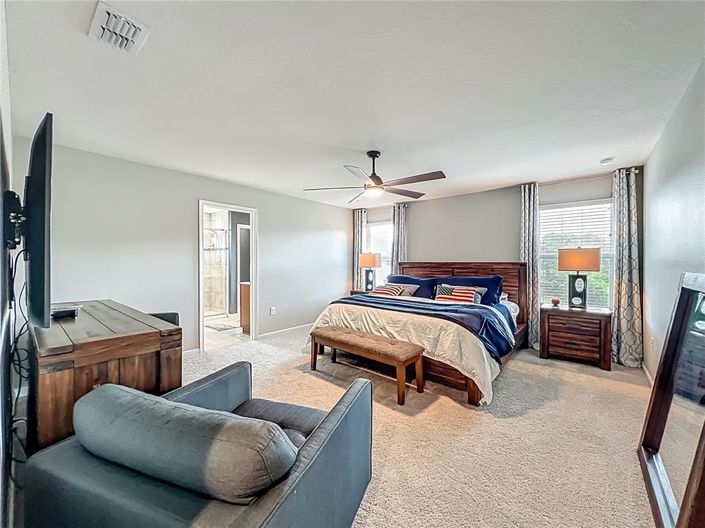 Image No.42-5 Bed Property for sale