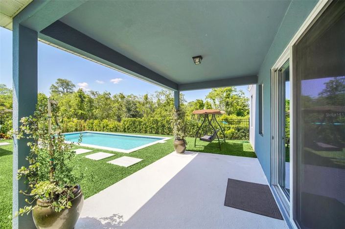 Image No.58-5 Bed Property for sale