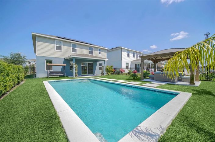 Image No.63-5 Bed Property for sale