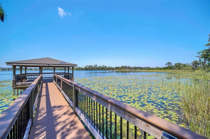 Image No.68-5 Bed Property for sale