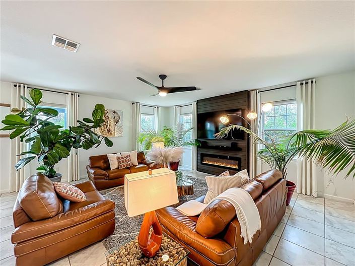 Image No.7-5 Bed Property for sale